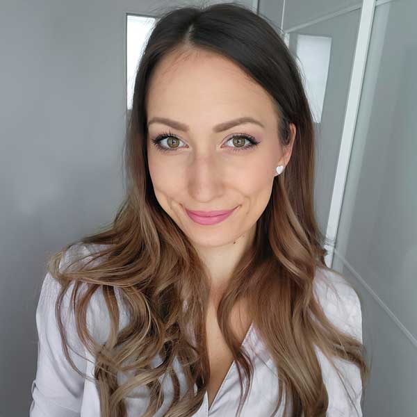 DIS. Petra Bičová